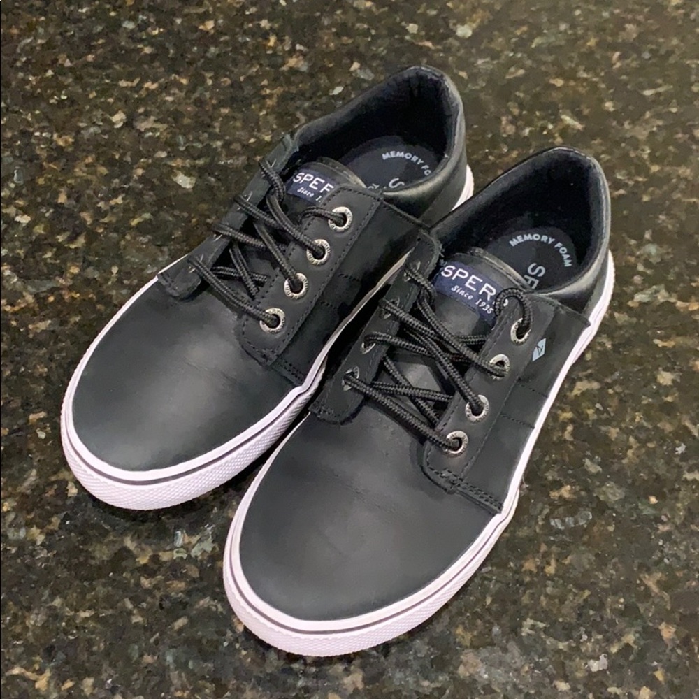 Boys Sperry Ollie Black Leather Sneaker - Size 1